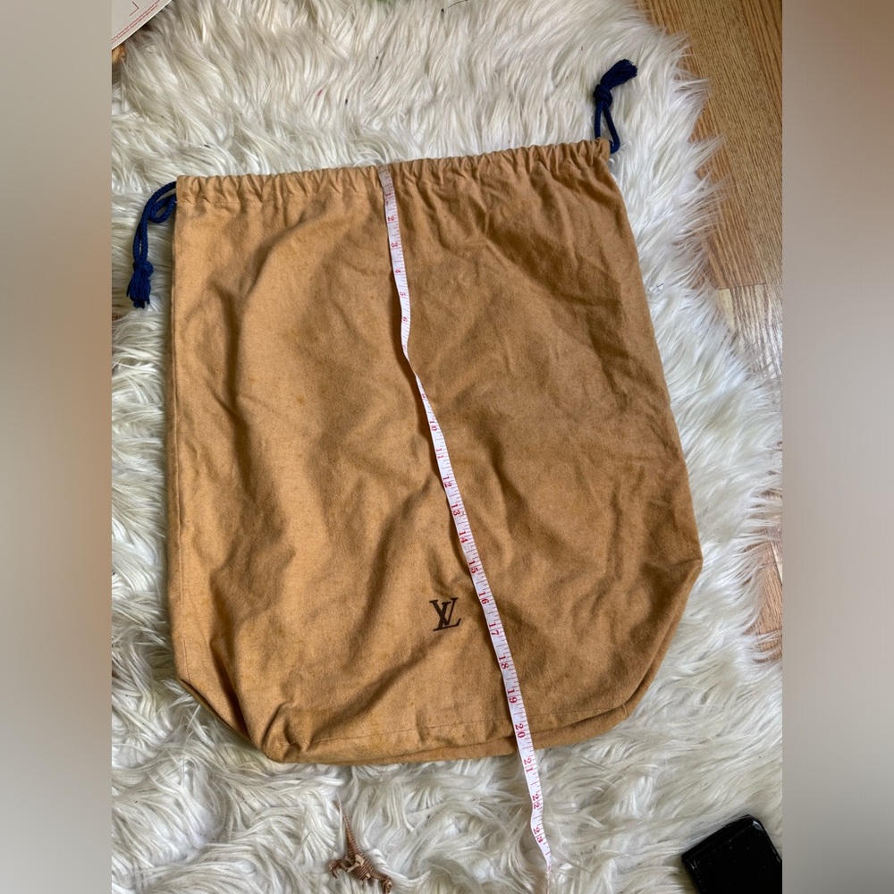 Louis Vuitton Authentic Drawstring Dustbag - image 4